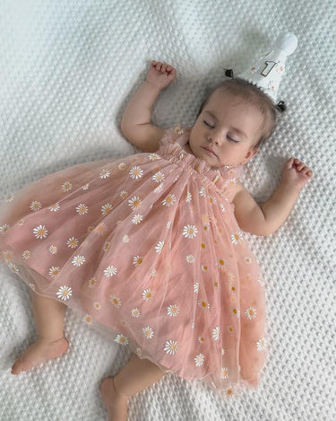 Peach Daisy First Birthday Dress with Matching “1” Party Crown – Baby Girl Outfit for Cake Smash & Photos