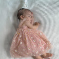Peach Daisy First Birthday Dress with Matching “1” Party Crown – Baby Girl Outfit for Cake Smash & Photos