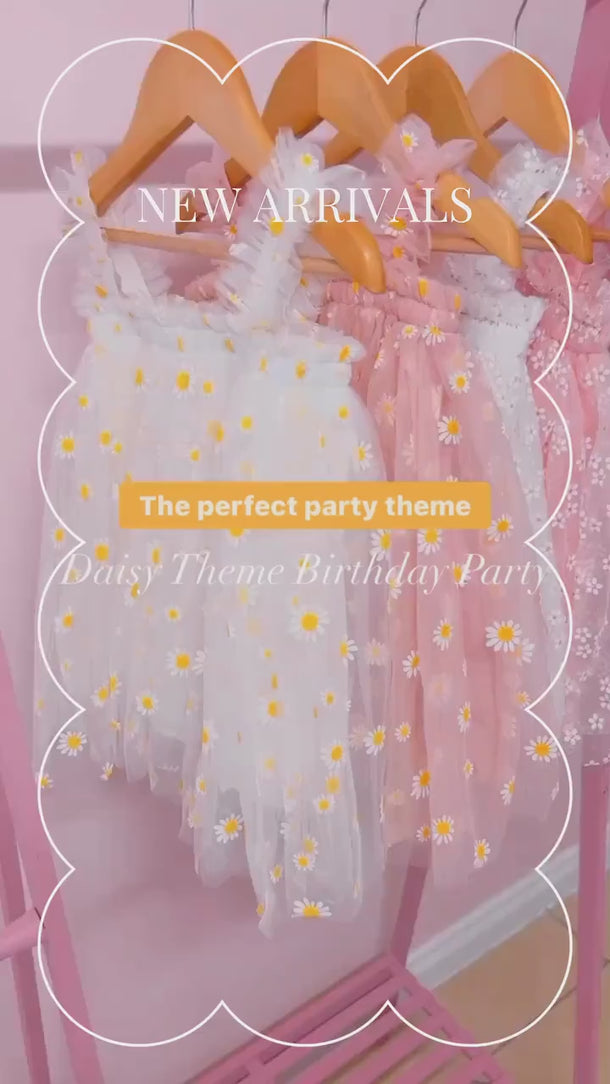 White Daisy First Birthday Dress with Matching “One” Party Crown – Baby Girl Outfit for Cake Smash & Photos